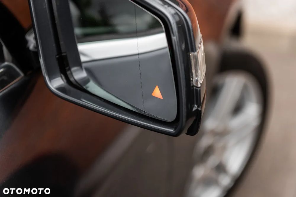 Mercedes-Benz Klasa E 350 BlueTEC 4-Matic Classic - 36