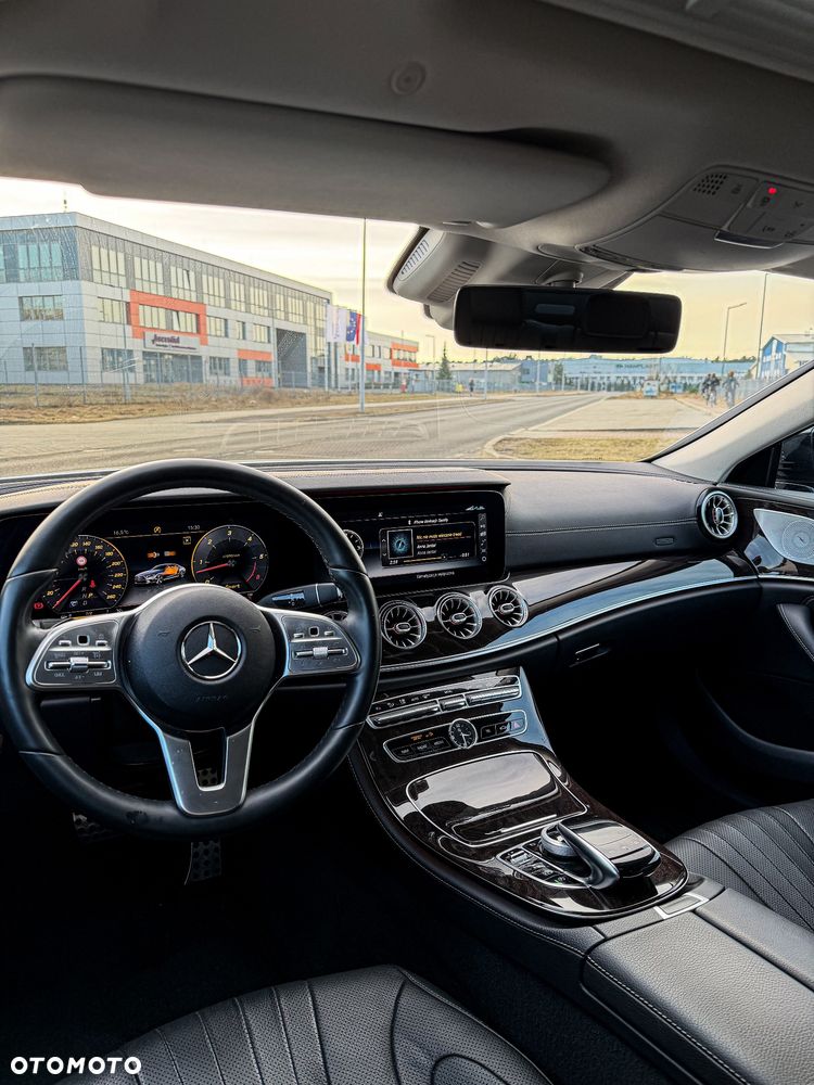 Mercedes-Benz CLS - 12