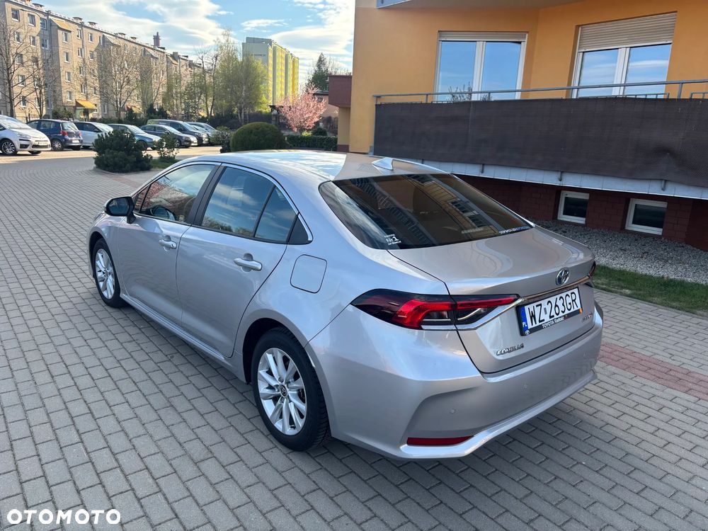 Toyota Corolla 1.8 Hybrid Style - 12