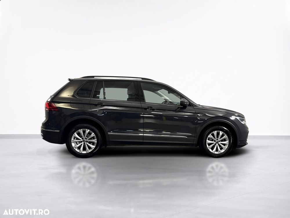 Volkswagen Tiguan - 7