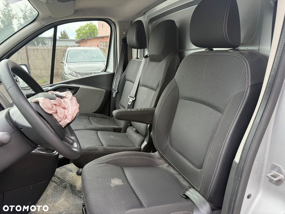 Nissan NV300 - 10