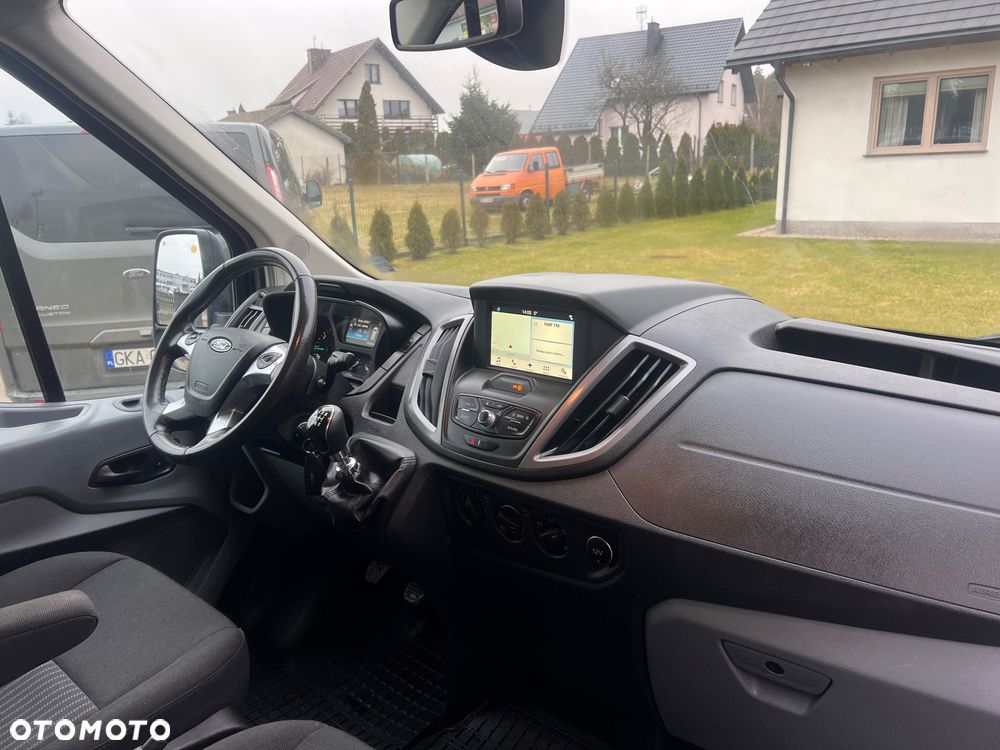 Ford Transit - 11
