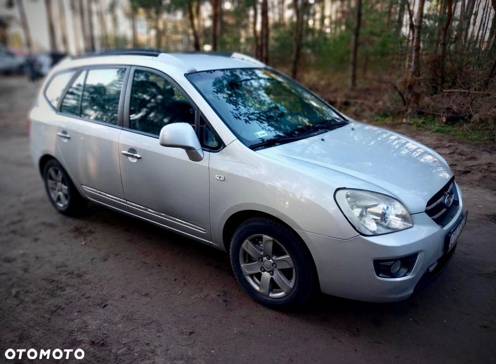 Kia Carens 2.0 CVVT EX - 9