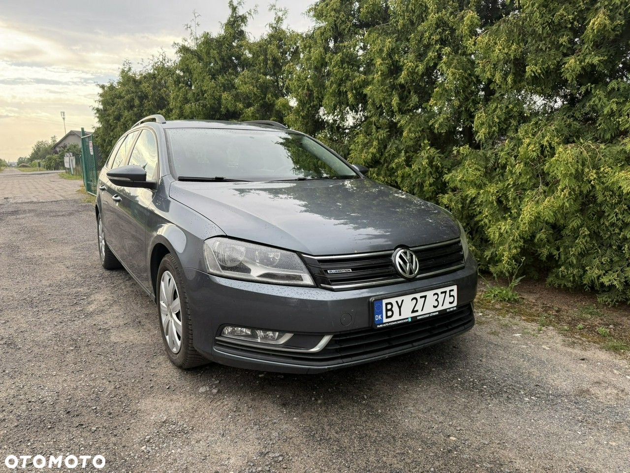 Volkswagen Passat - 16