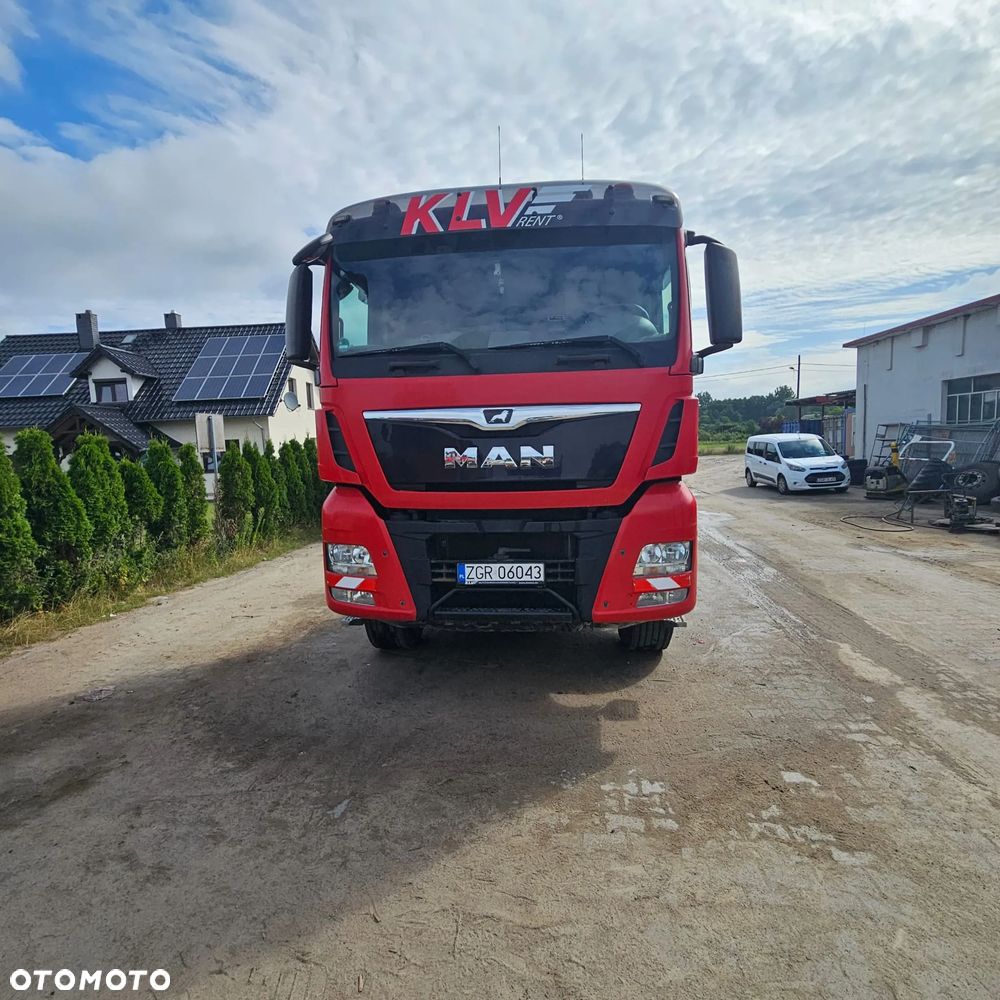 MAN TGX - 16