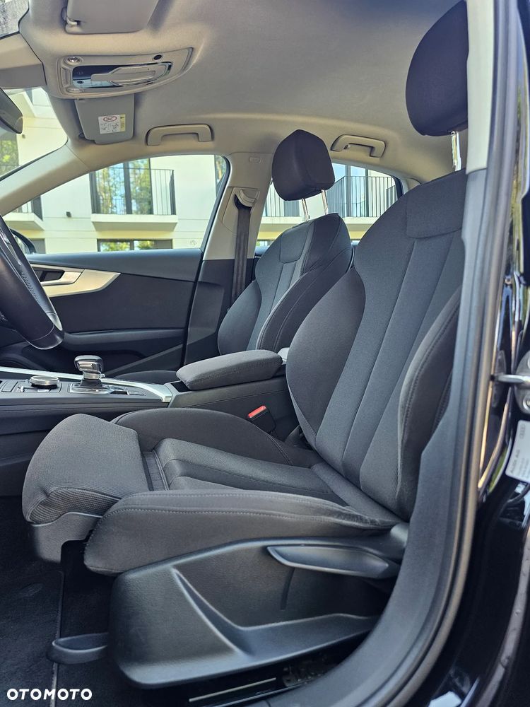 Audi A4 Limousine 35 TDI Sport S tronic - 15