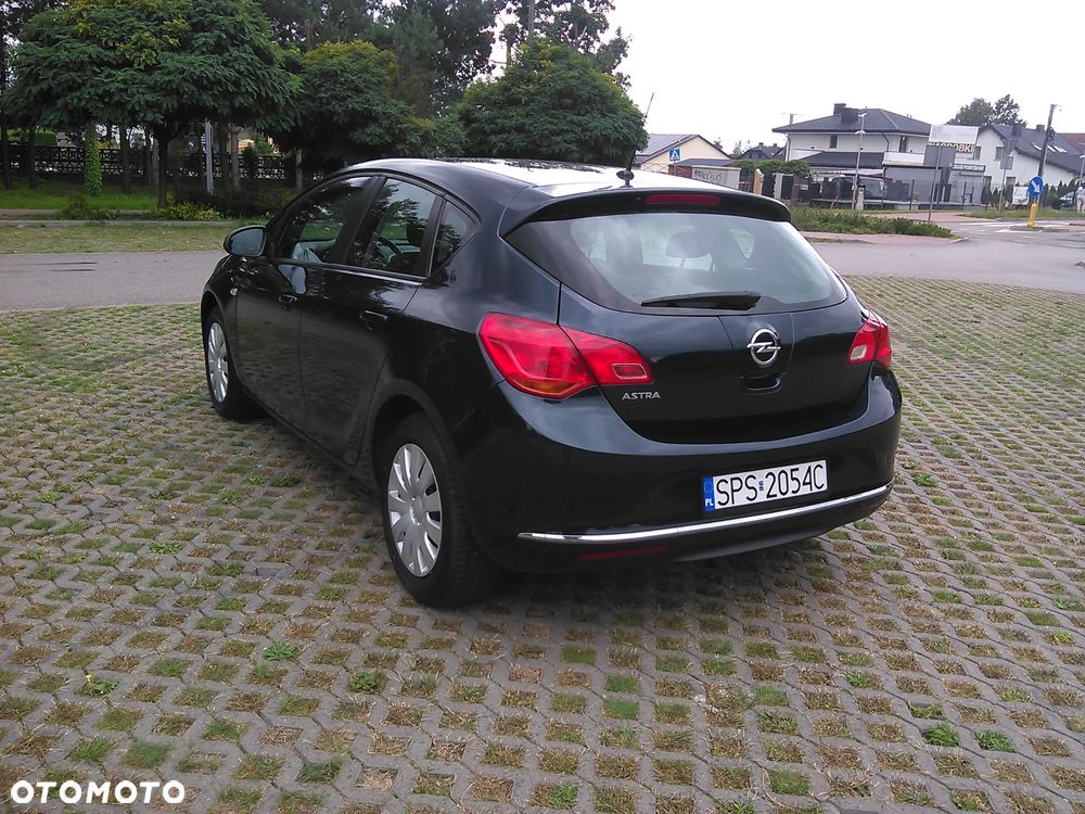 Opel Astra 1.6 Color Edition - 7