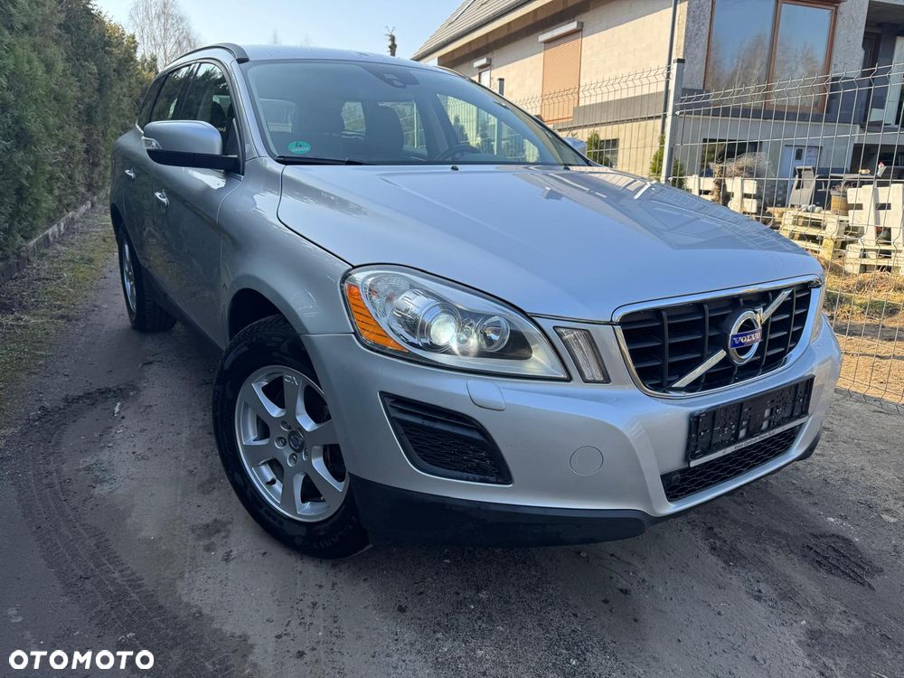 Volvo XC 60 T5 Powershift Momentum - 2