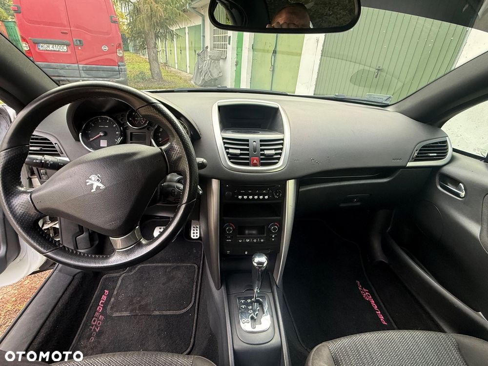 Peugeot 207 CC - 23