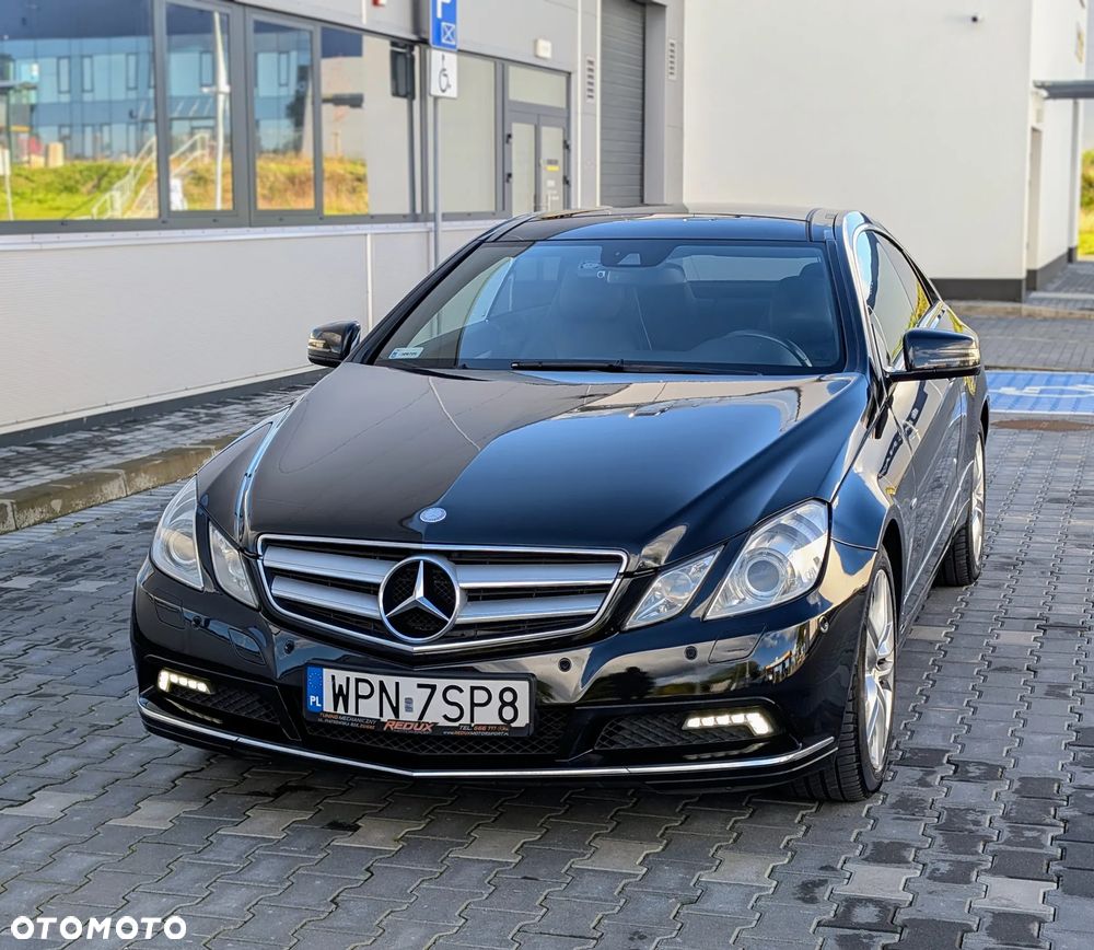 Mercedes-Benz Klasa E 350 CDI DPF Coupe BlueEFFICIENCY 7G-TRONIC Avantgarde - 9