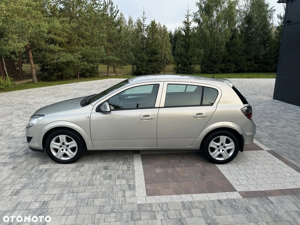 Opel Astra 1.6 Enjoy - 6