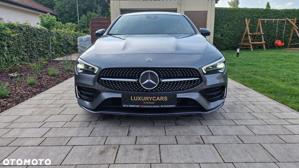 Mercedes-Benz CLA 200 d 8G-DCT AMG Line - 4