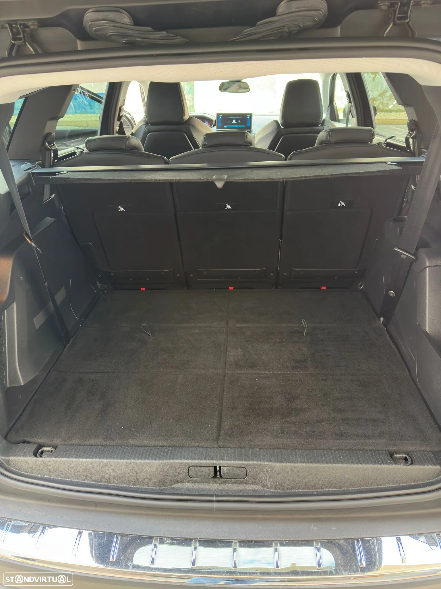 Peugeot 5008 1.2 PureTech Allure Pack EAT8 - 20