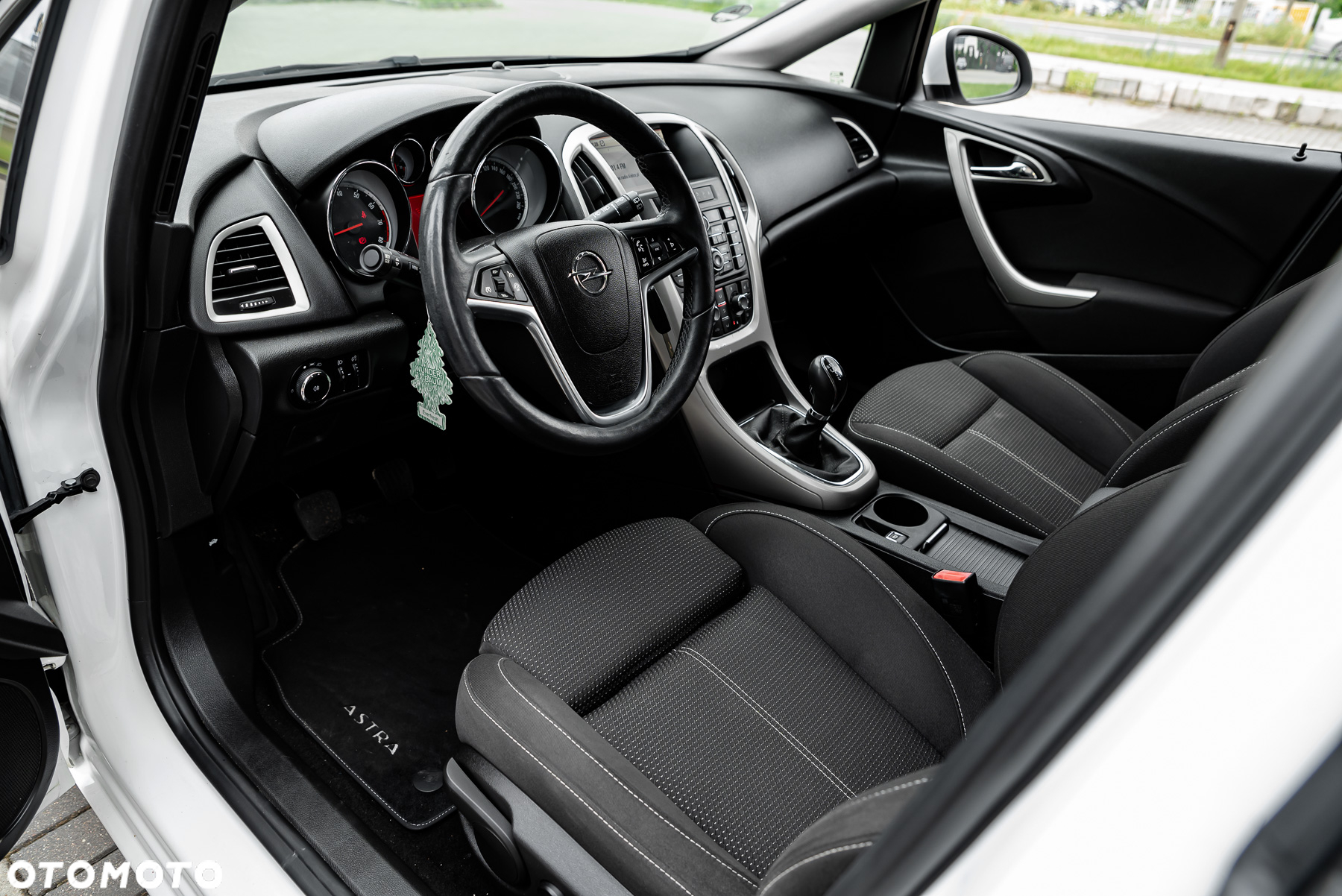 Opel Astra 1.4 Turbo Cosmo - 19
