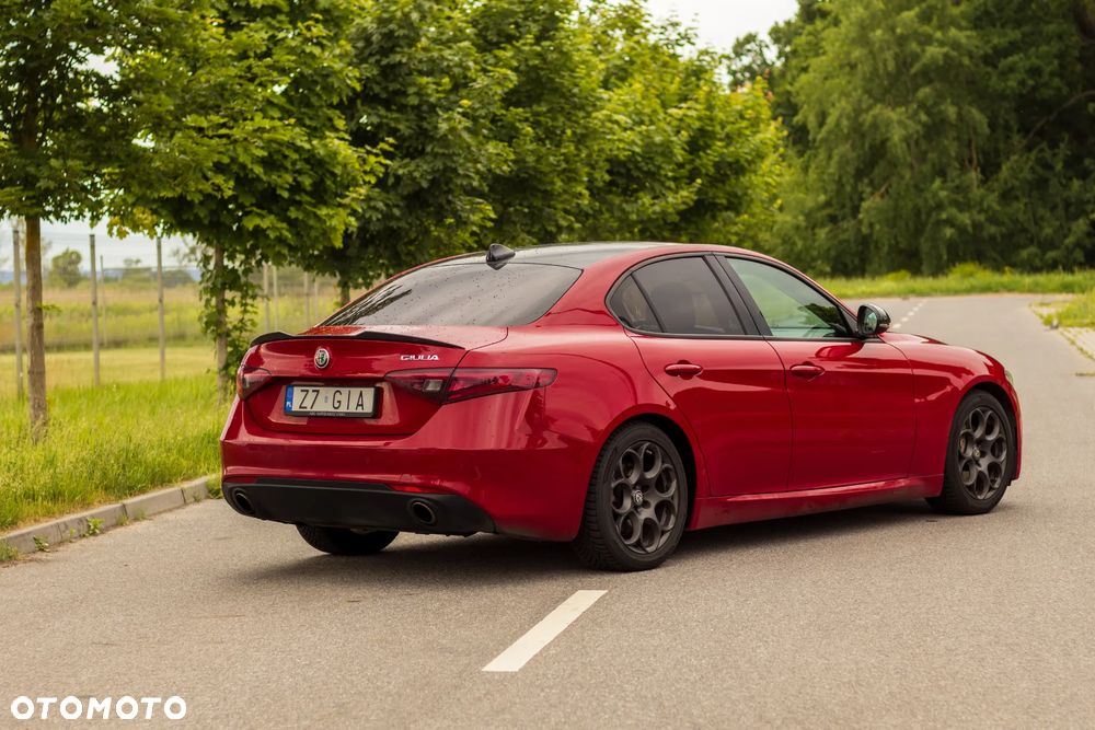 Alfa Romeo Giulia 2.0 Turbo Veloce - 4