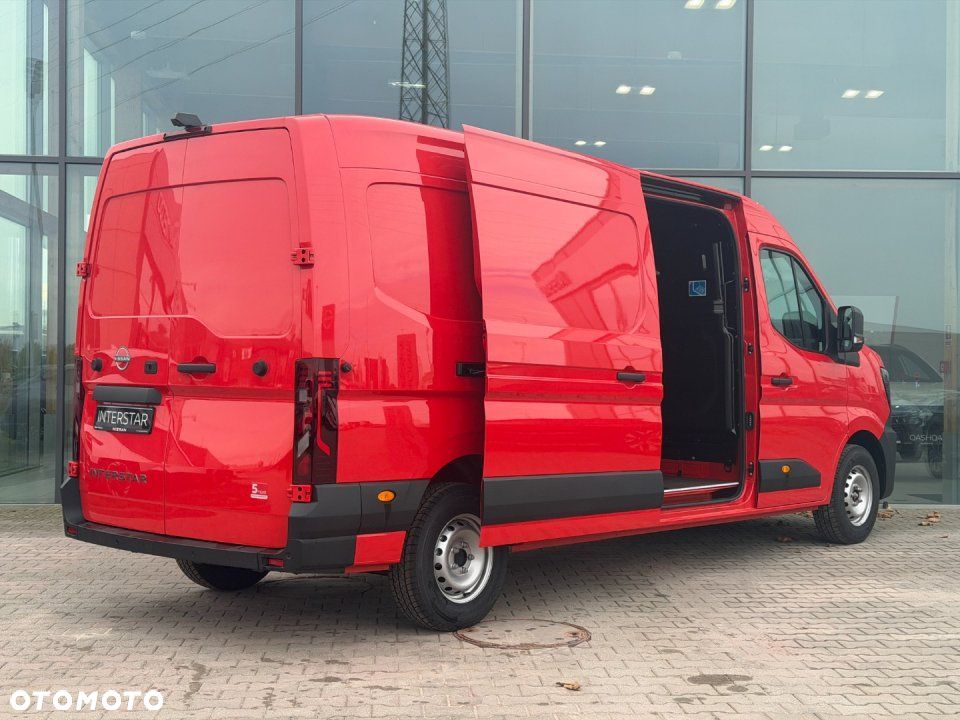 Nissan Interstar - 4