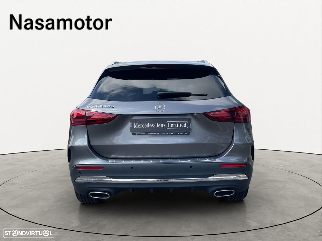 Mercedes-Benz GLA 250 e AMG Line - 3