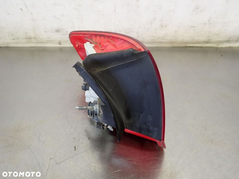 LAMPA PRAWA TYLNA AUDI A3 8P 8P4945096C - 5
