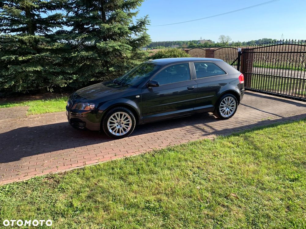 Audi A3 3-drzwiowe 1.6 Ambiente - 27