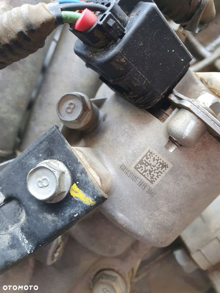 HYUNDAI SIŁOWNIK SKRZYNI BIEGÓW 438102D105 - 8