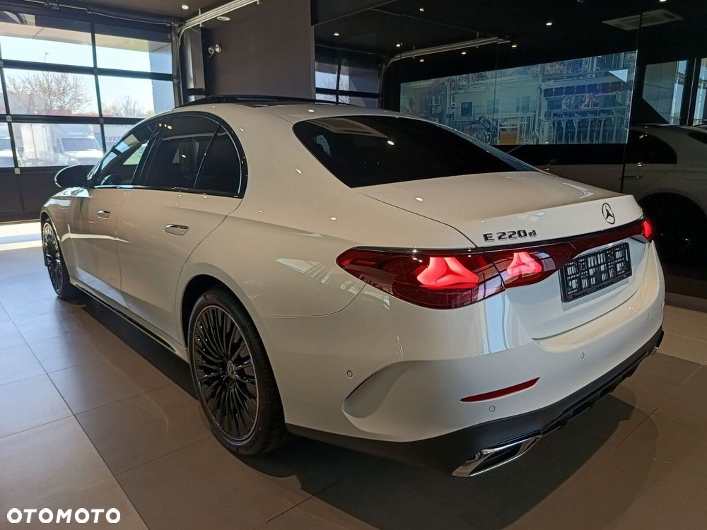 Mercedes-Benz Klasa E - 8