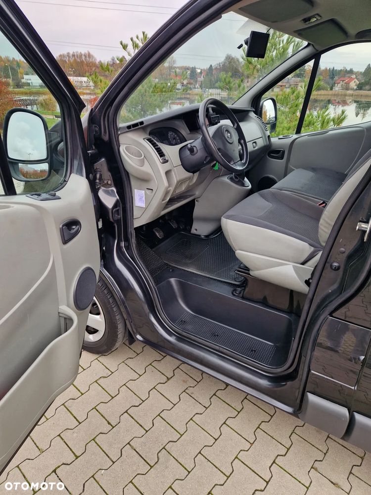 Opel Vivaro - 9