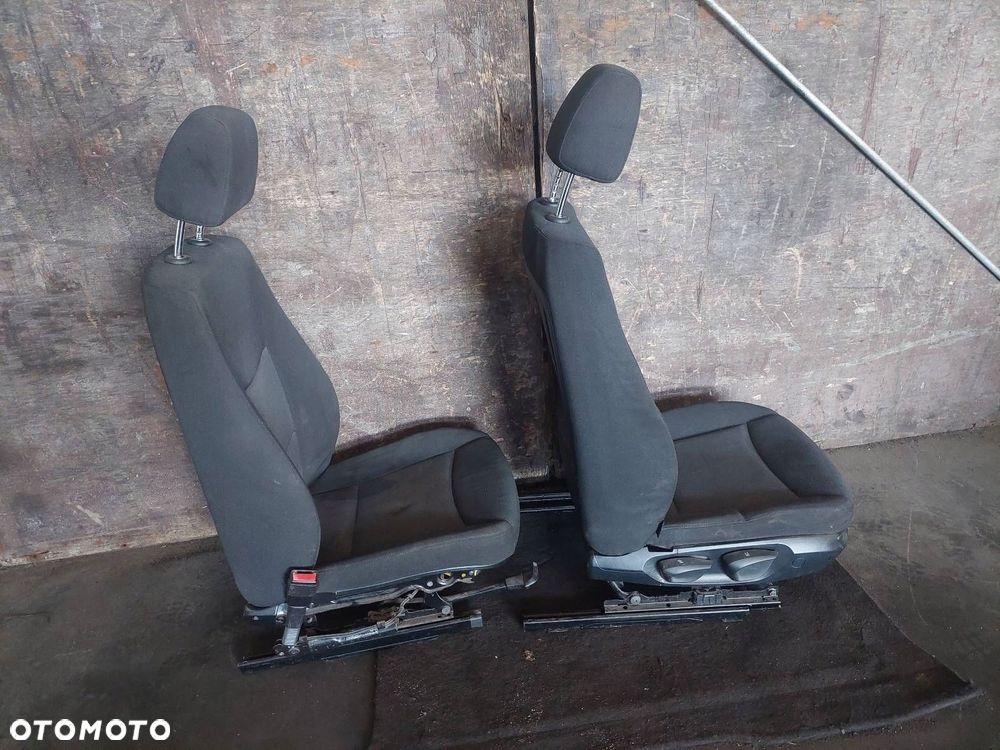 KOMPLET FOTELI FOTELE LEWY PRAWY PRZÓD + KANAPA TYŁ + BOCZKI BMW E90 - 9