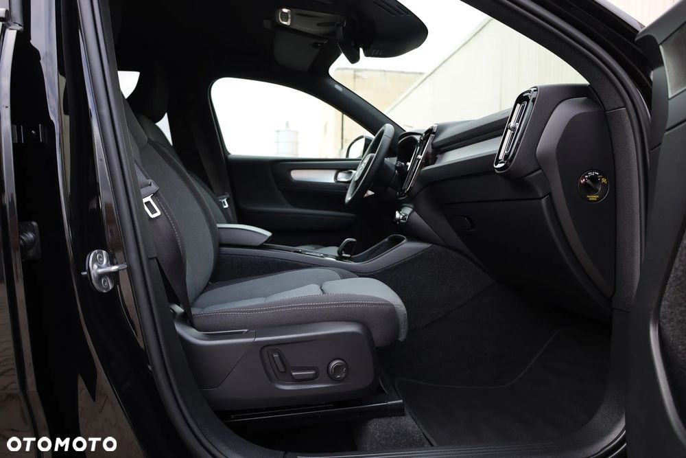 Volvo XC 40 T4 Recharge DKG Plus Dark - 27