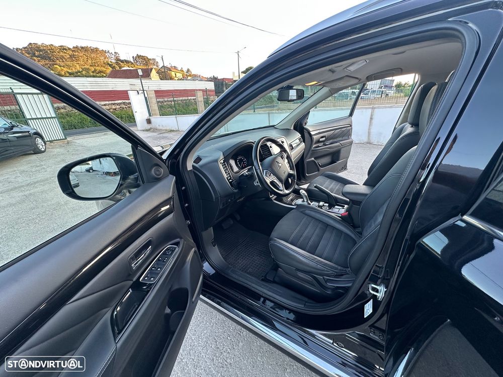 Mitsubishi Outlander 2.0 Intense Navi - 28