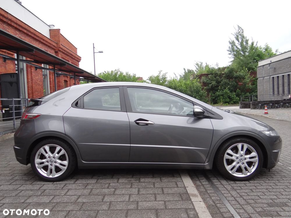 Honda Civic 1.8i-VTEC Executive - 8