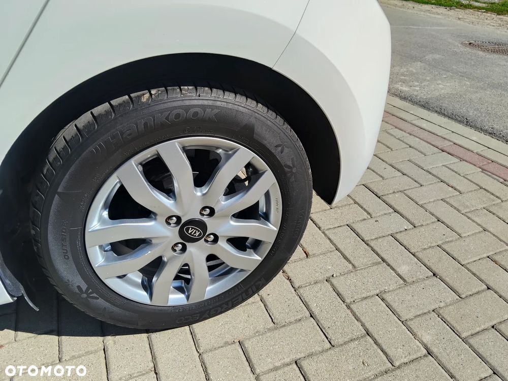 Kia Rio 1.2 Attract - 14