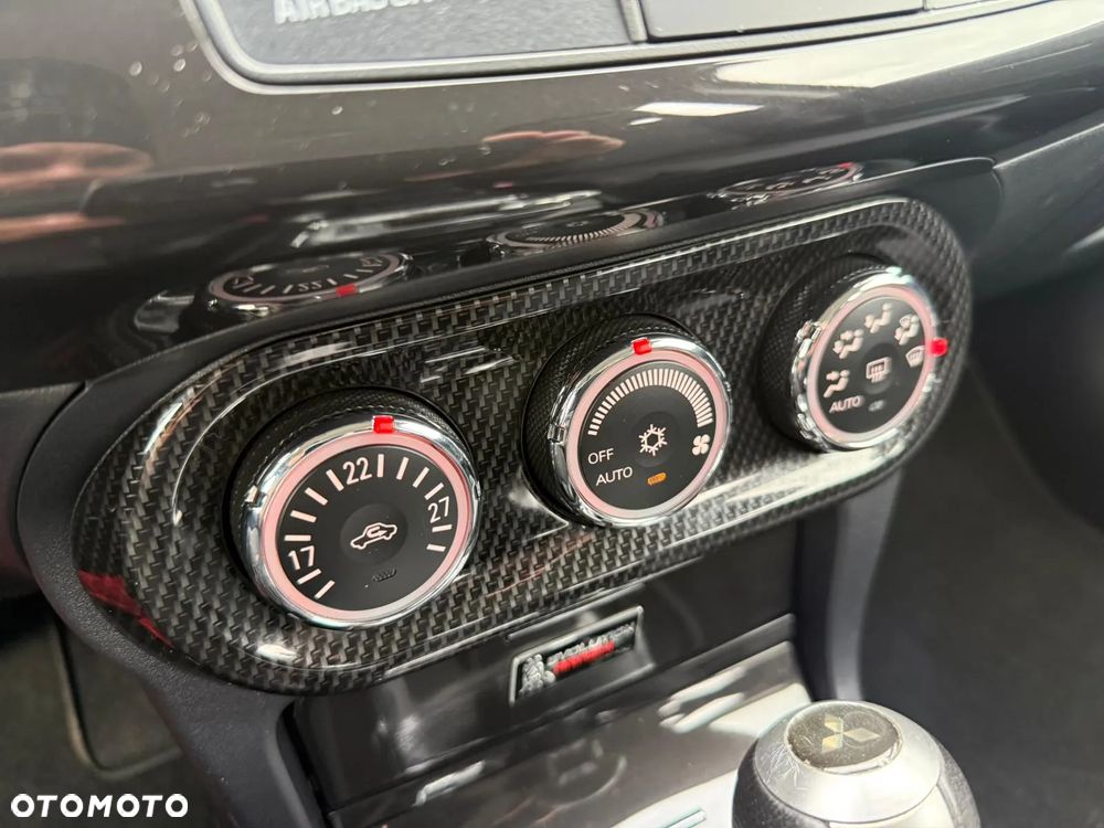 Mitsubishi Lancer Evolution - 32
