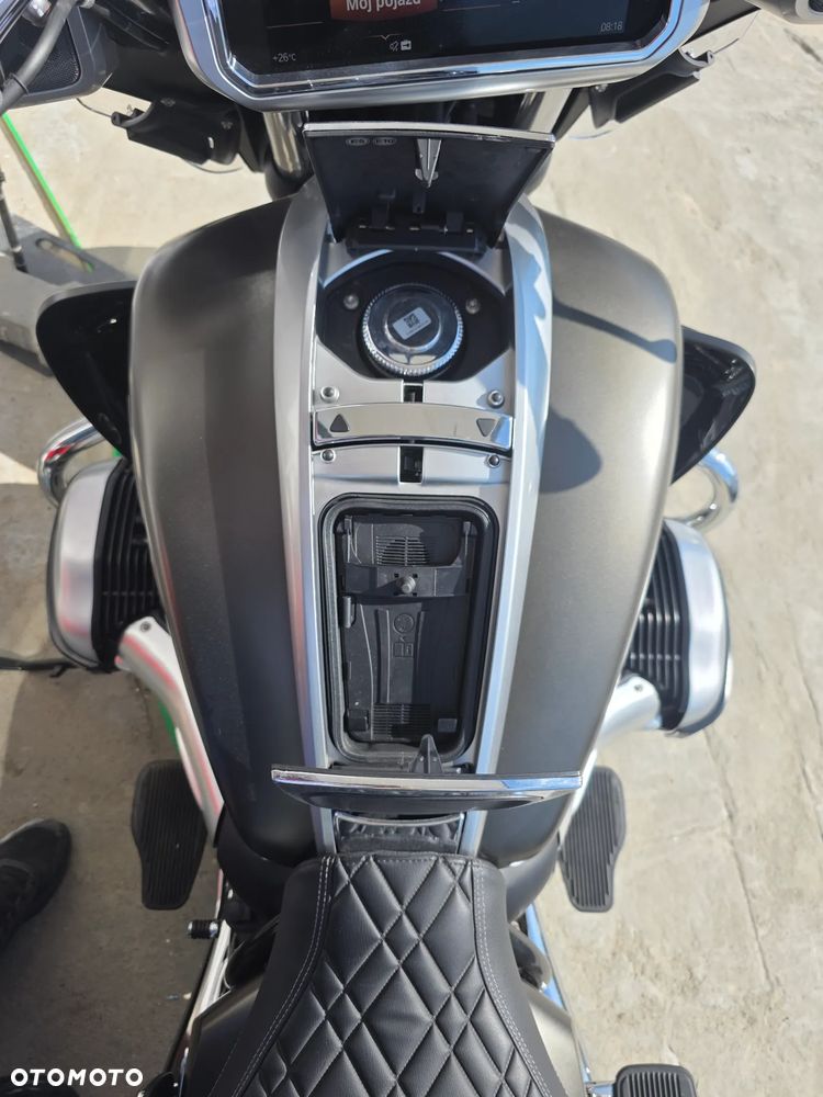 BMW R - 8