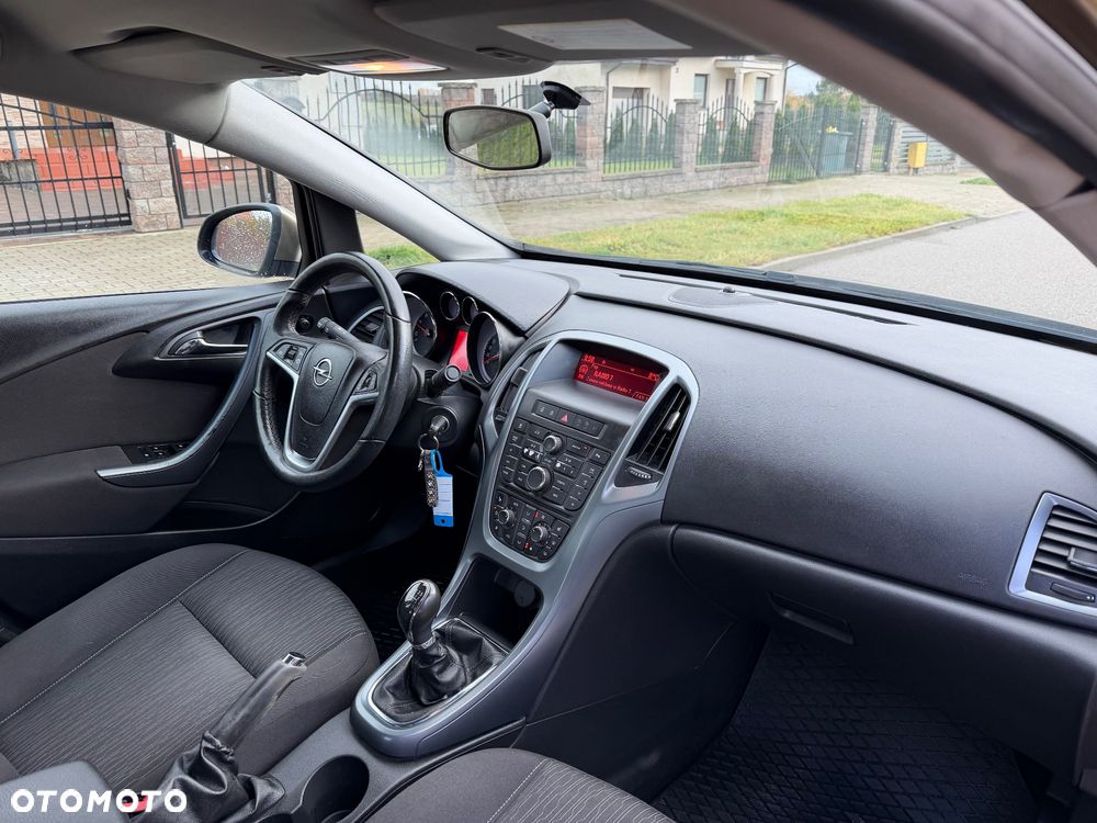 Opel Astra 1.4 Turbo Edition - 25