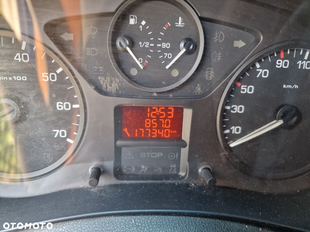 Peugeot Partner 1.6 HDi Trendy - 9