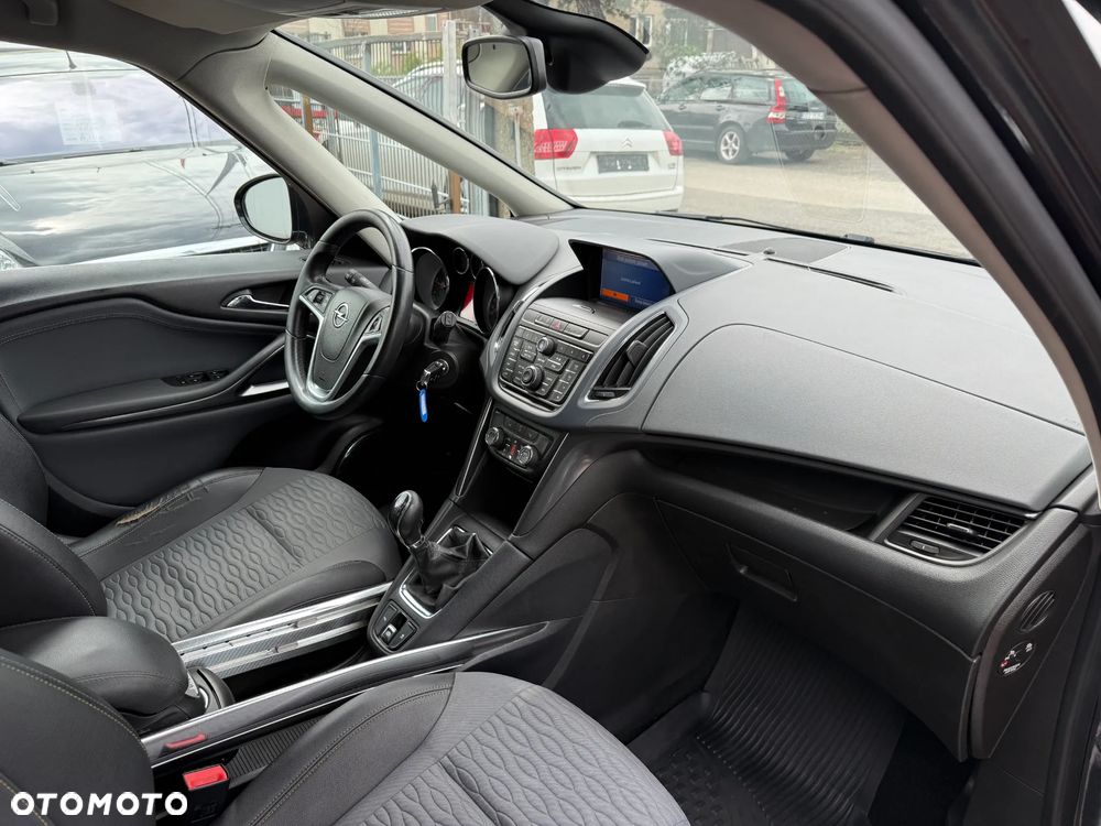 Opel Zafira Tourer 2.0 CDTI Active - 30