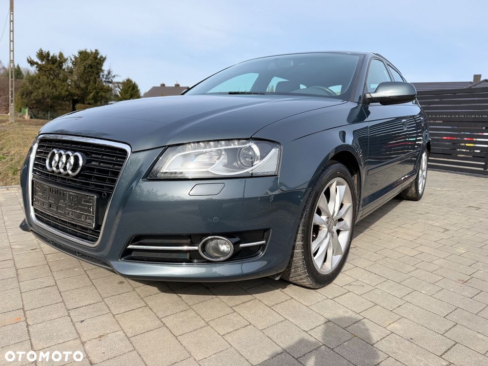 Audi A3 Sportback 1.4 TFSI S line Sportpaket (plus) - 2