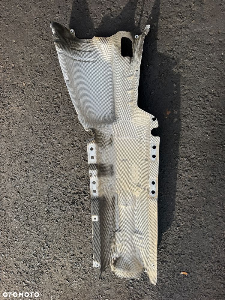 Osłona termiczna wydechu e46 Coupe Compakt 51 48 7068516 bardzo ładna !
