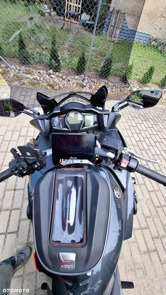Yamaha FJR - 3