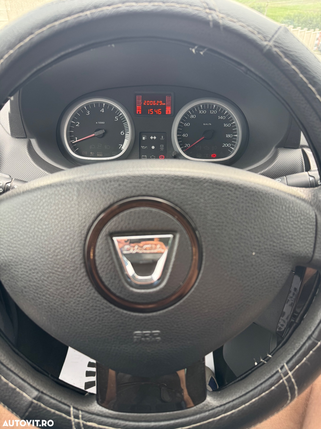 Dacia Duster 1.5 dCi 4x2 Laureate - 13