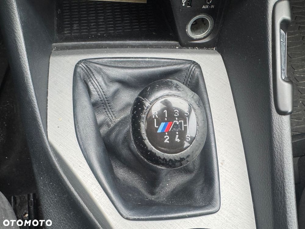 BMW X1 - 13