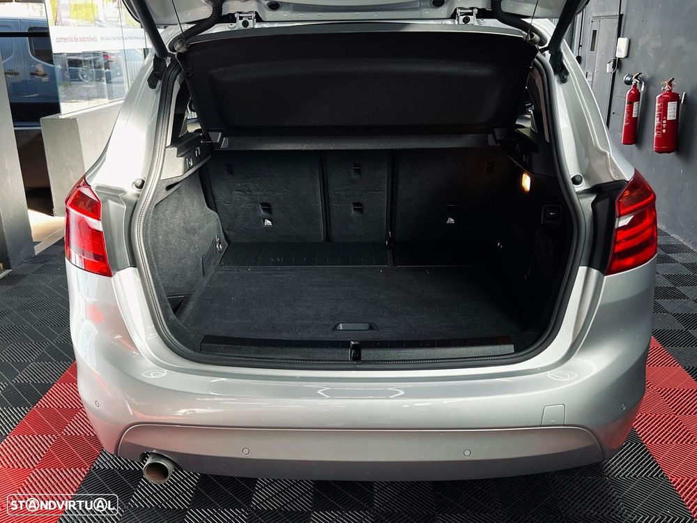 BMW 216 Active Tourer d Advantage - 35