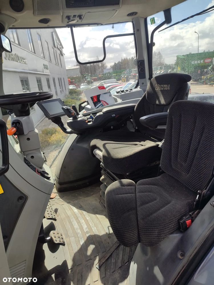Valtra T214 Versu - 10