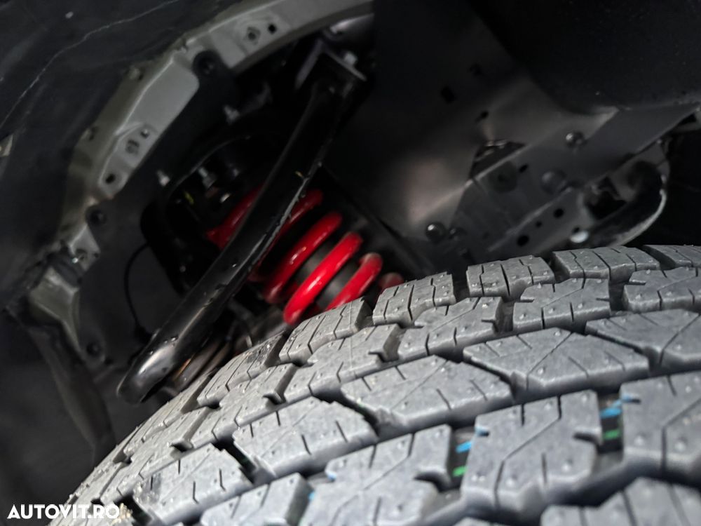 Toyota Hilux 4x4 Double Cab Autm. GR Sport - 37