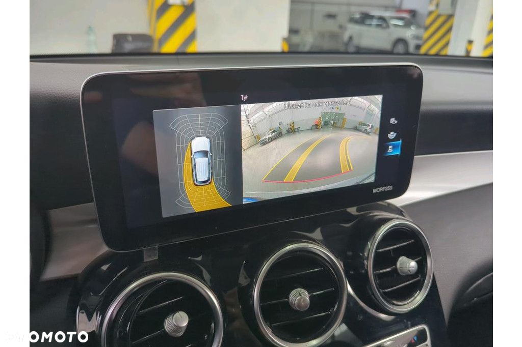 Mercedes-Benz GLC - 9