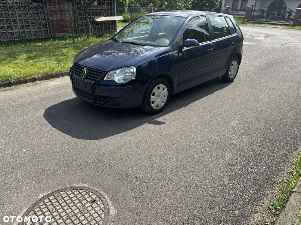 Volkswagen Polo 1.2 Comfortline - 1
