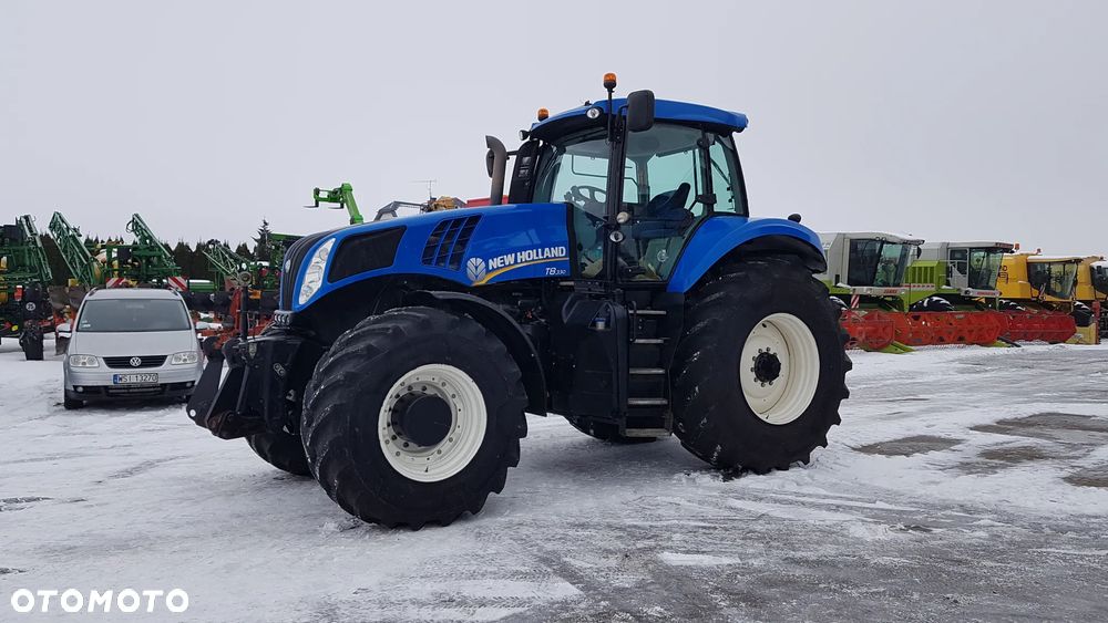 New Holland T8.330 PC 2011R - 4