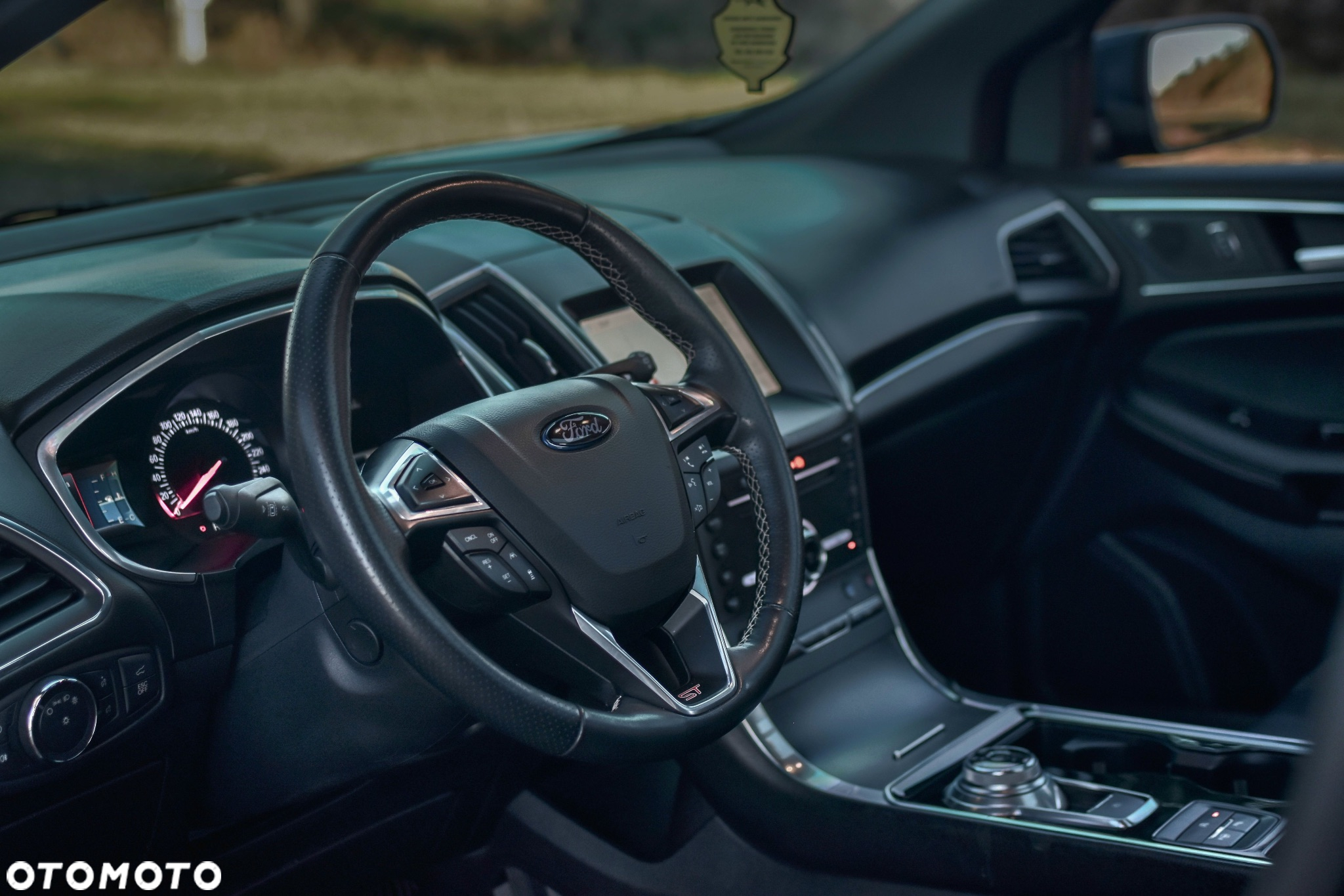 Ford Edge - 18