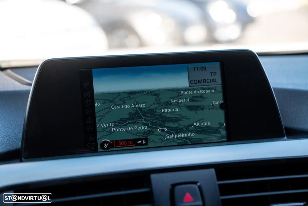 BMW 320 d Auto Line Sport - 8