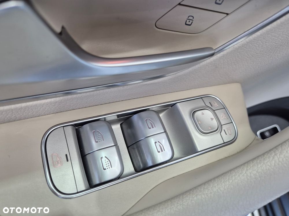 Mercedes-Benz GLS 450 4Matic 9G-TRONIC - 24